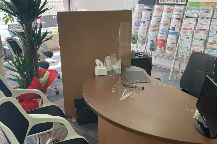保険セレクト 栄町店03