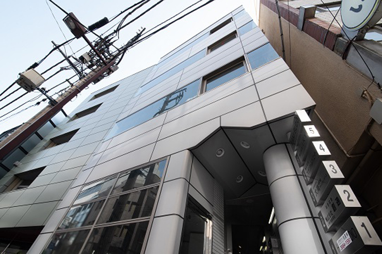 らくらくプライベートバンク池袋店01